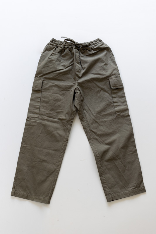 HTS (HARROW TOWN STORES) | COTTON EASY PANTS Col : MILITARY GREEN